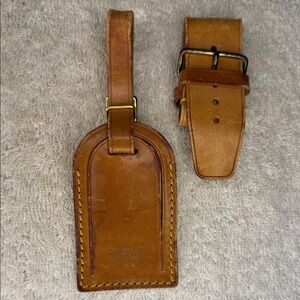 Vintage Louis Vuitton Luggage Tag and Poignier in Vachetta Leather (14K)